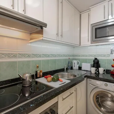 Fabulous Sunny Second Floor - Edificio Europark - Overlooking Gardens And Pools. * Benalmadena
