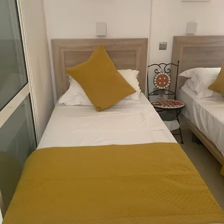 Fabulous Sunny Second Floor - Edificio Europark - Overlooking Gardens And Pools. Appartamento
